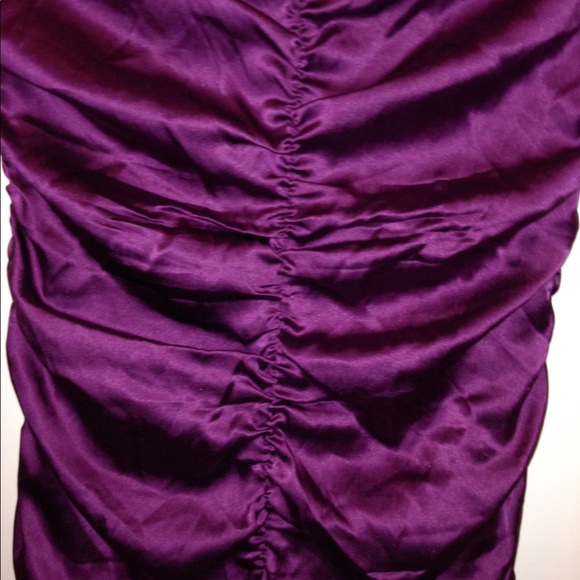 Beautiful Oxblood Cocktail dress - Picture 3 of 3